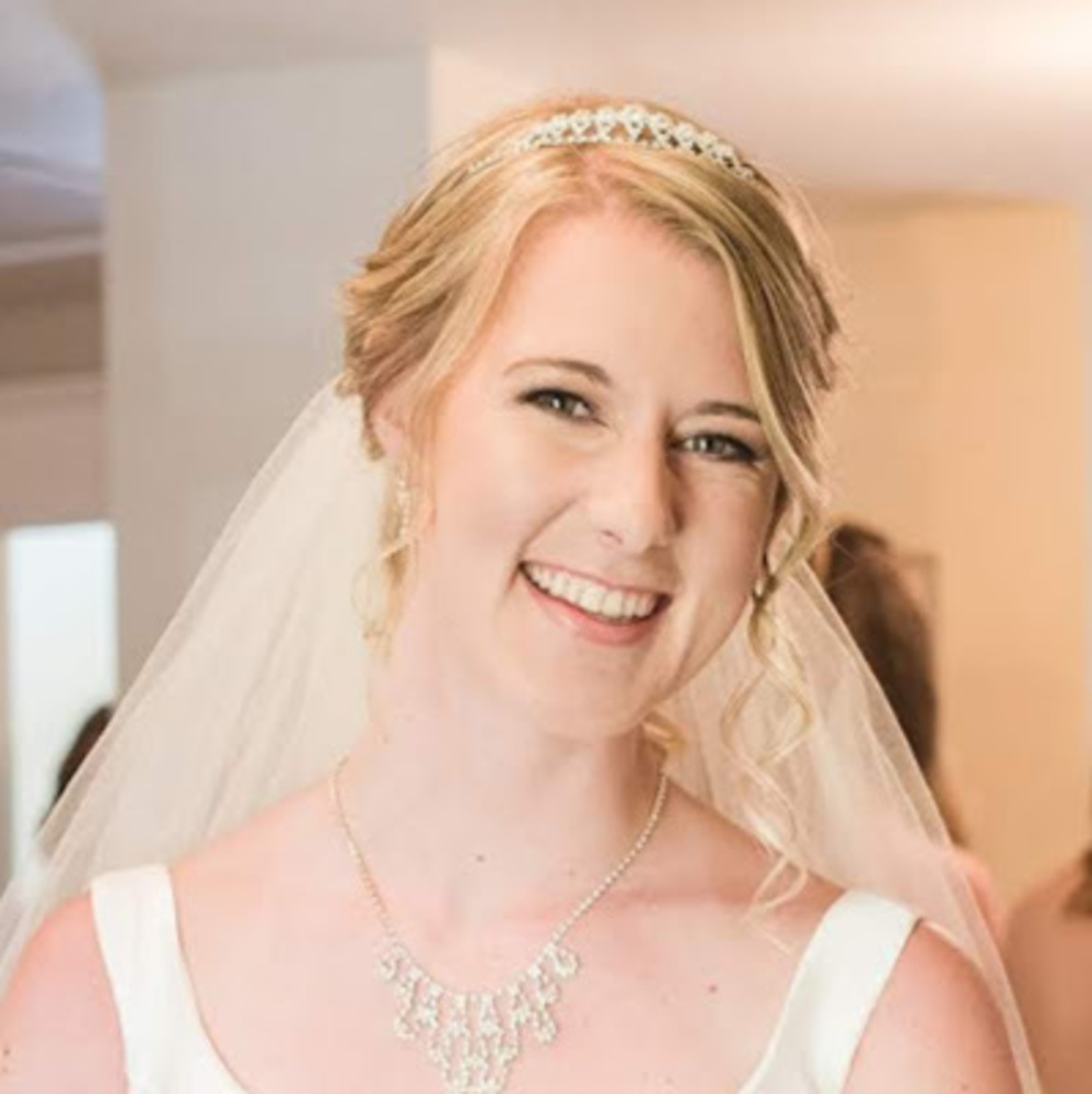 Meet your Posher, Amy